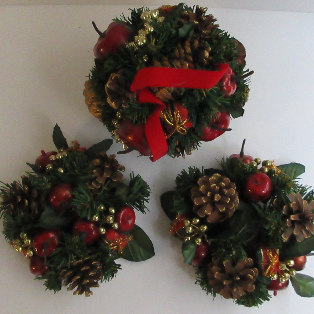 2 Candle Rings & Christmas Kissing Ball National Tree Company Pine Cones Apples